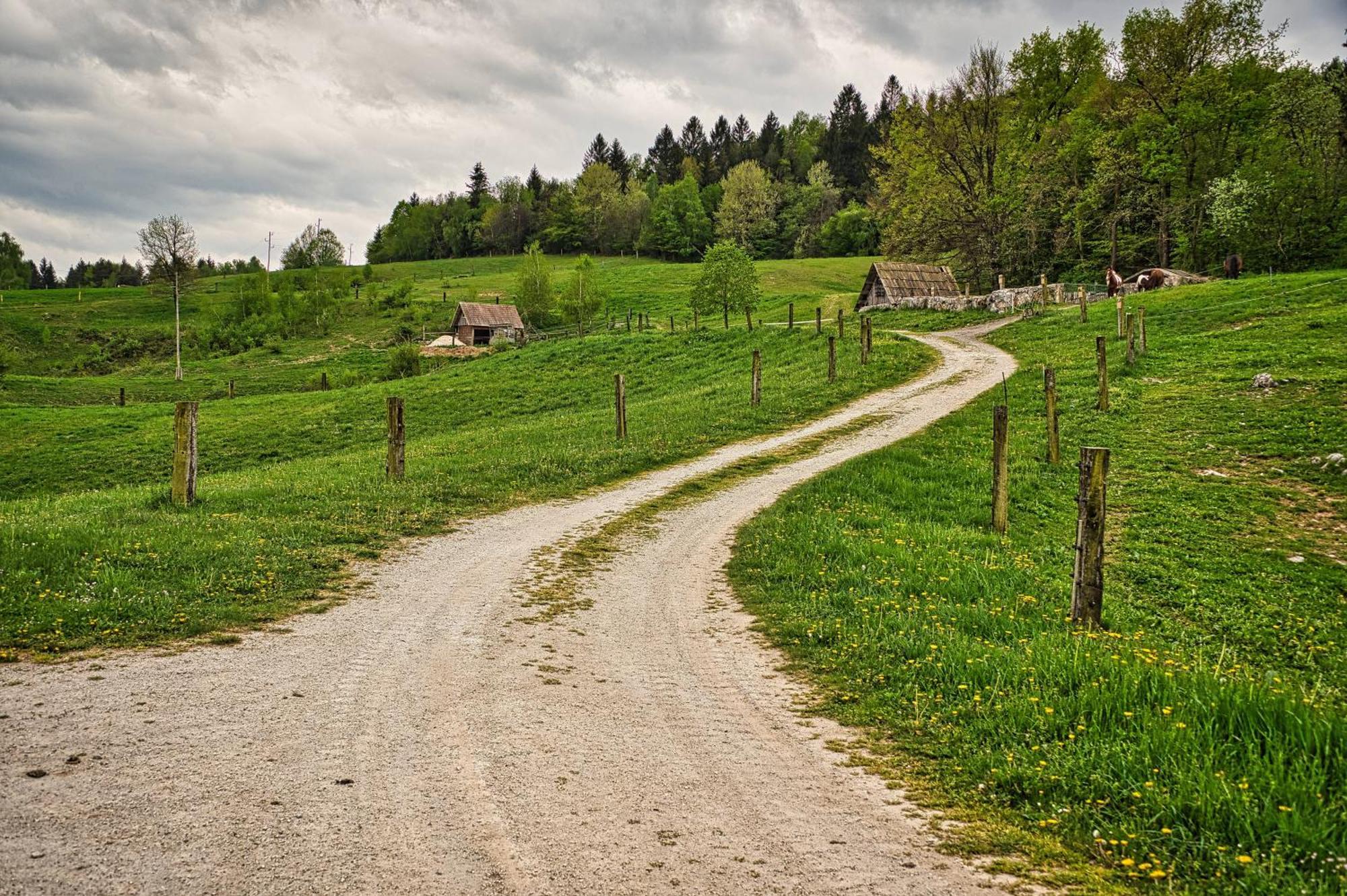 Hotel Cowboy'S Land Visnja Gora Exterior foto